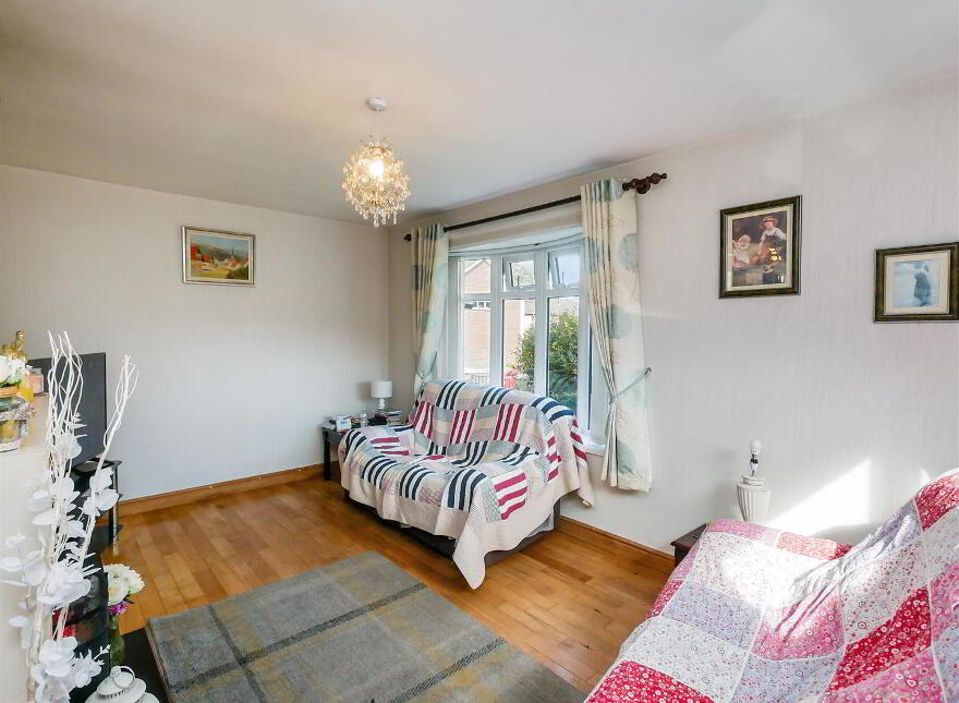 8 Castlerobin Road, Belvoir Park, Belfast, BT8 7DW