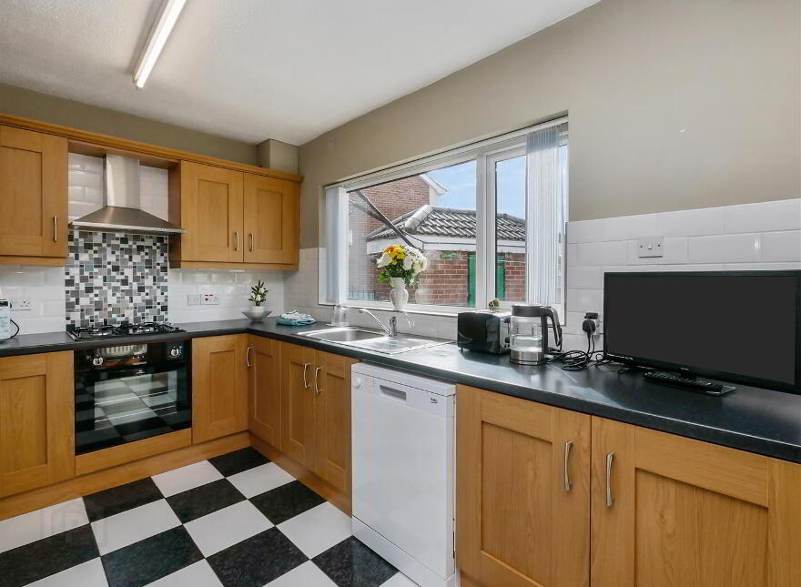 8 Castlerobin Road, Belvoir Park, Belfast, BT8 7DW