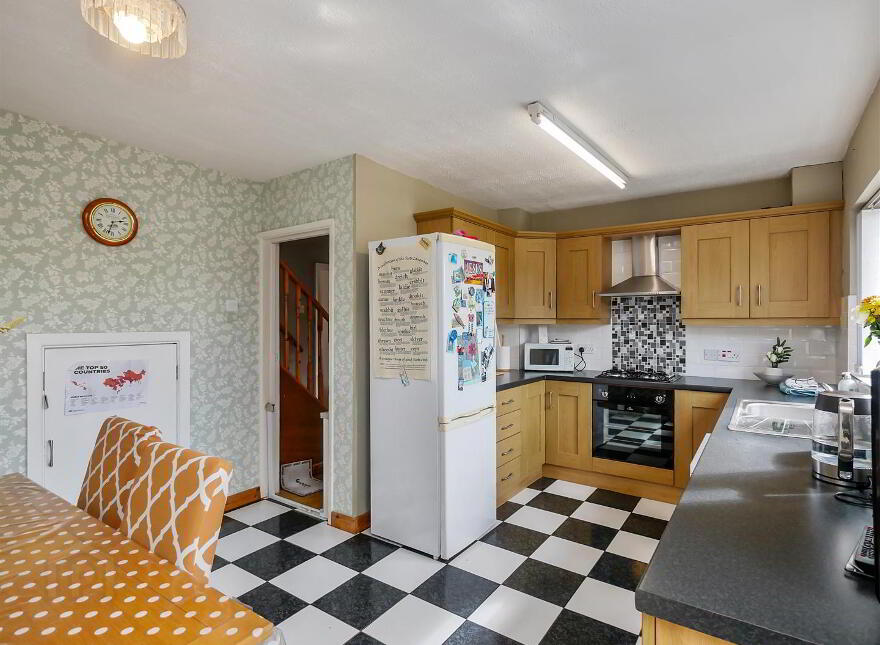 8 Castlerobin Road, Belvoir Park, Belfast, BT8 7DW