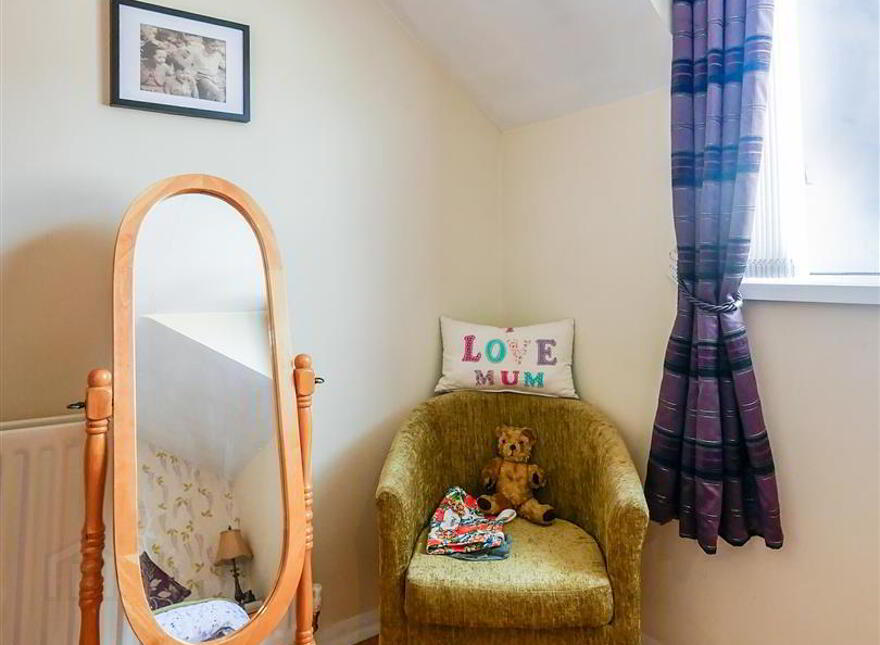 8 Castlerobin Road, Belvoir Park, Belfast, BT8 7DW