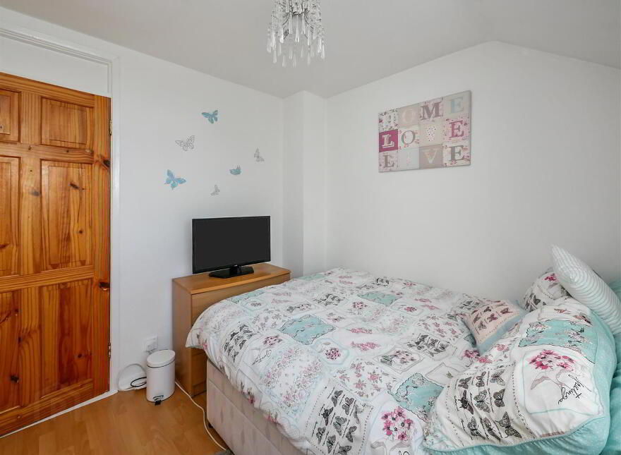8 Castlerobin Road, Belvoir Park, Belfast, BT8 7DW