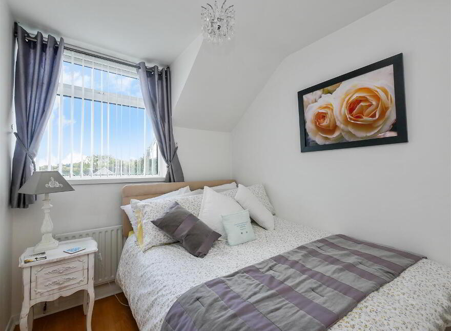 8 Castlerobin Road, Belvoir Park, Belfast, BT8 7DW