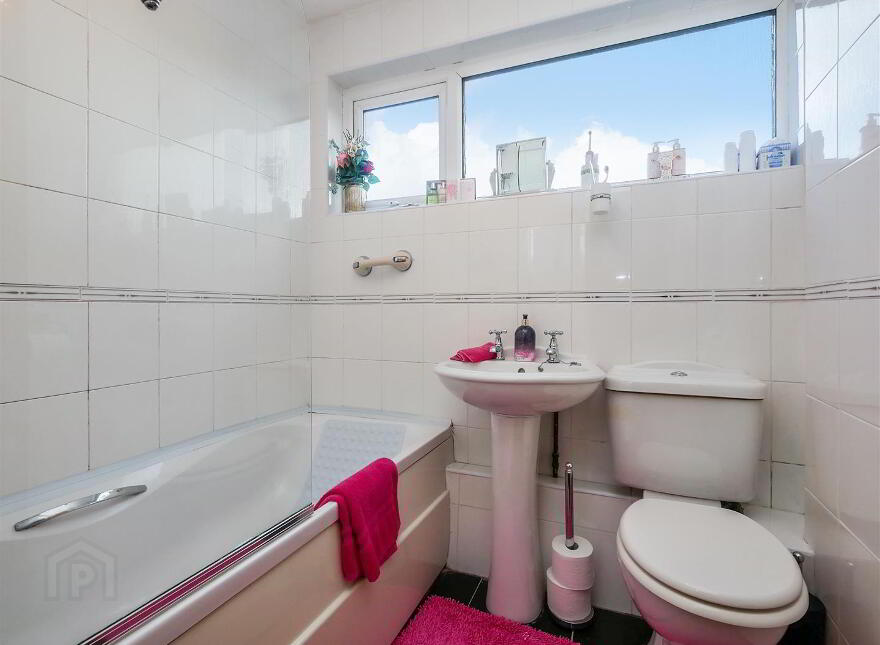 8 Castlerobin Road, Belvoir Park, Belfast, BT8 7DW