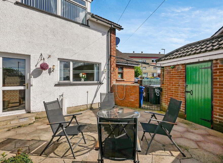 8 Castlerobin Road, Belvoir Park, Belfast, BT8 7DW