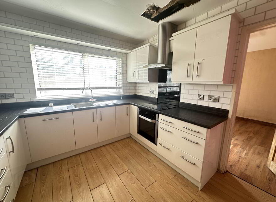 14 Regents Park, Larne, BT40 1DA
