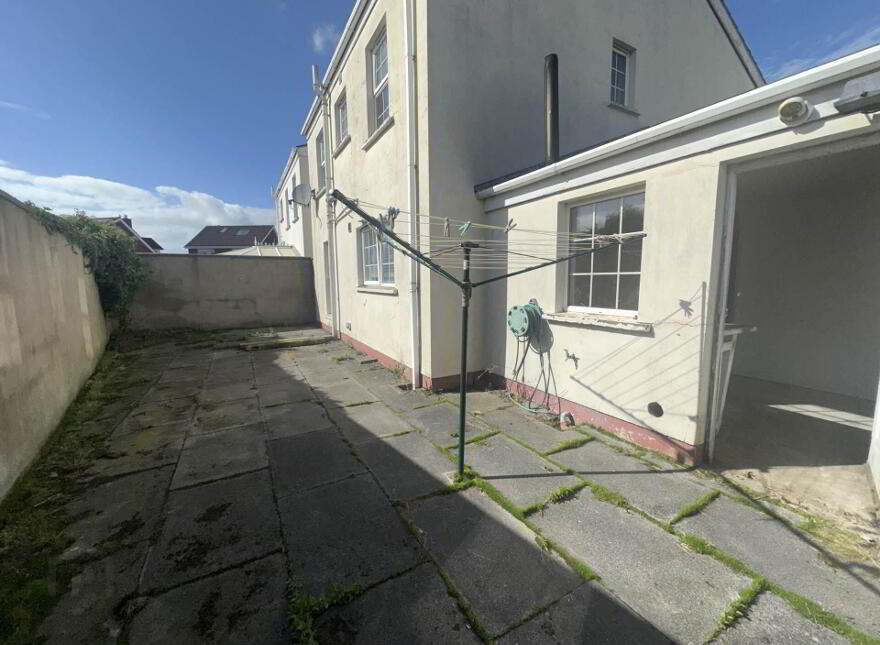 14 Regents Park, Larne, BT40 1DA