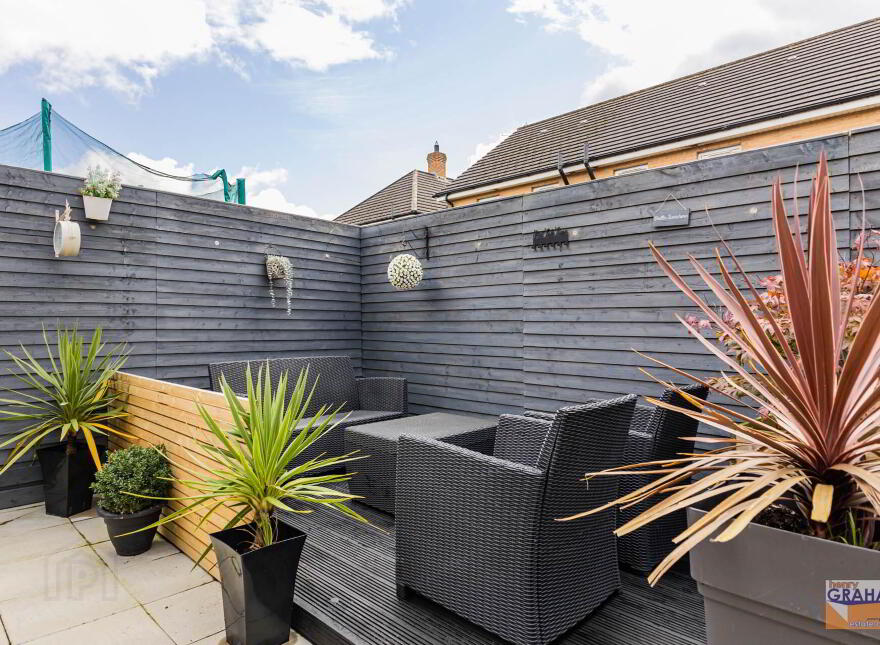 14 Mornington Place, Lisburn, BT28 2WR
