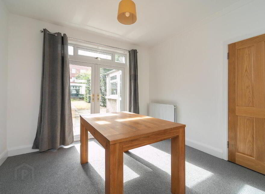 76 Ashley Avenue, Belfast, BT9 7BU