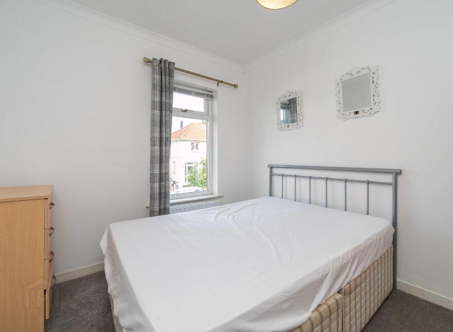 76 Ashley Avenue, Belfast, BT9 7BU