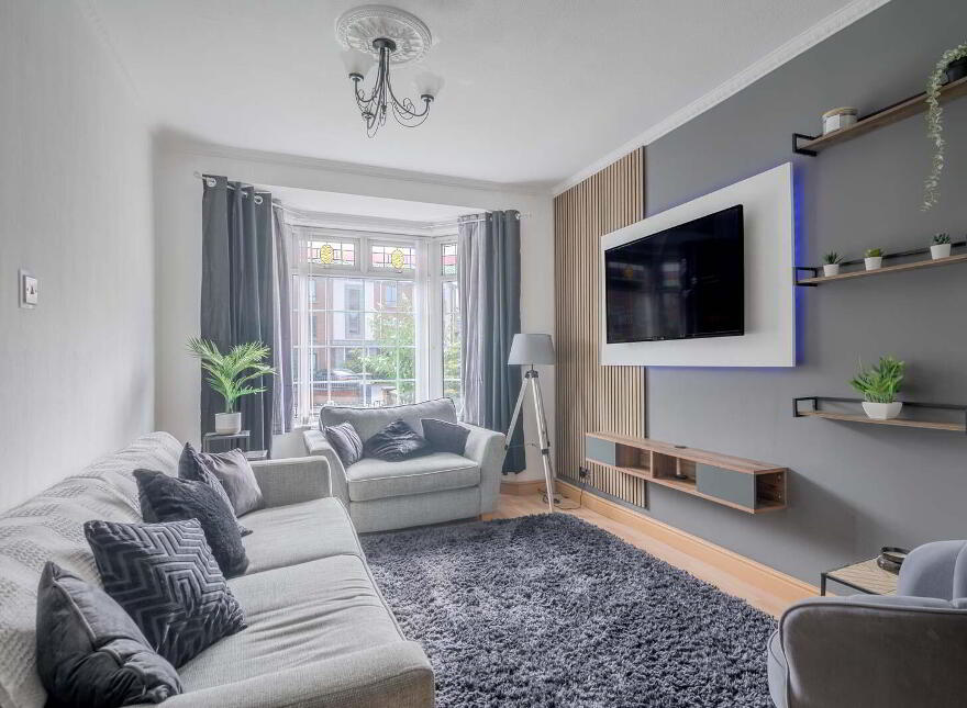 36 Connsbrook Avenue, Belfast, BT4 1JT