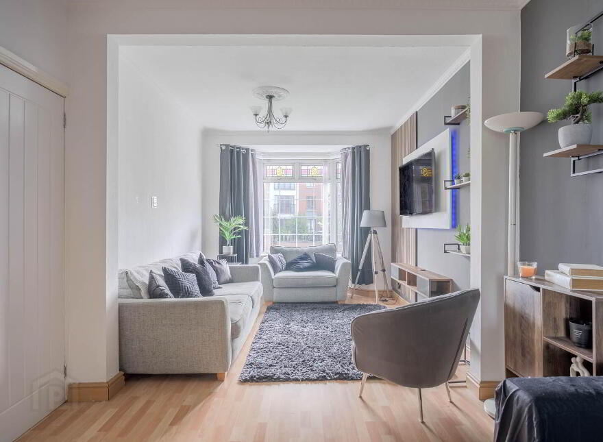 36 Connsbrook Avenue, Belfast, BT4 1JT