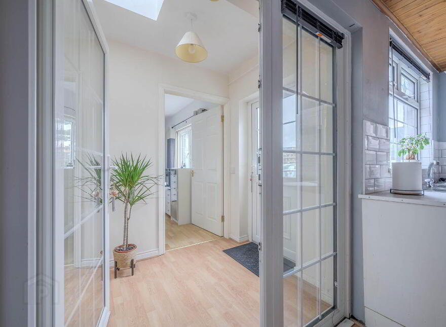 36 Connsbrook Avenue, Belfast, BT4 1JT