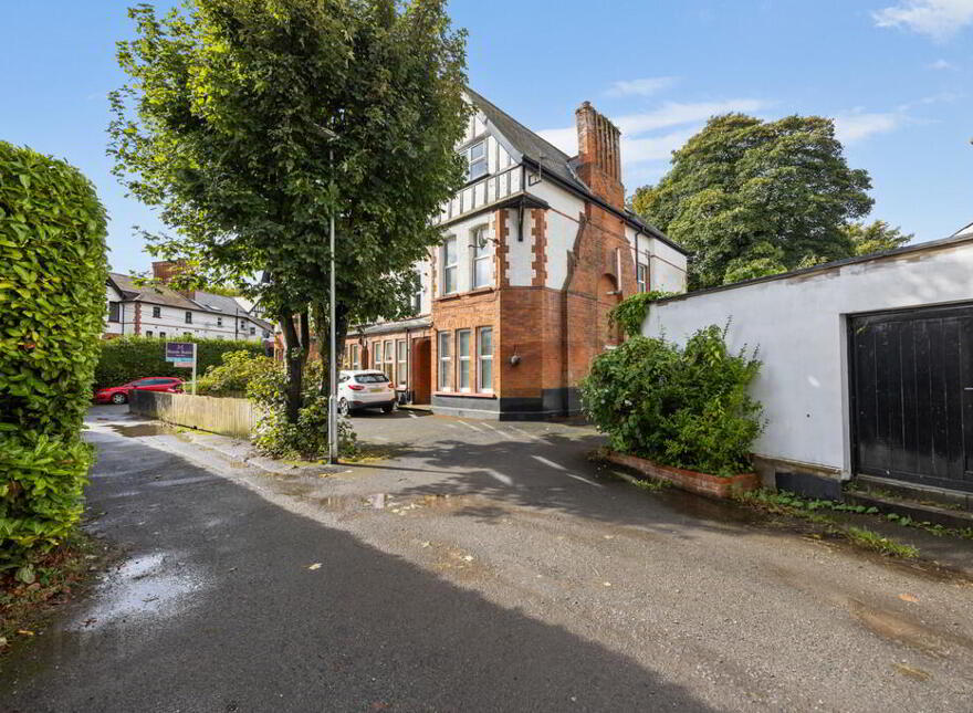 Apartment 4 1 Sandown Park, Belfast, BT5 6JP