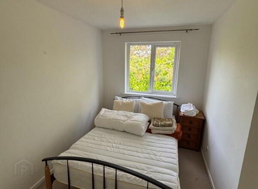 1 Carnbrae Park, Belfast, BT8 6TP