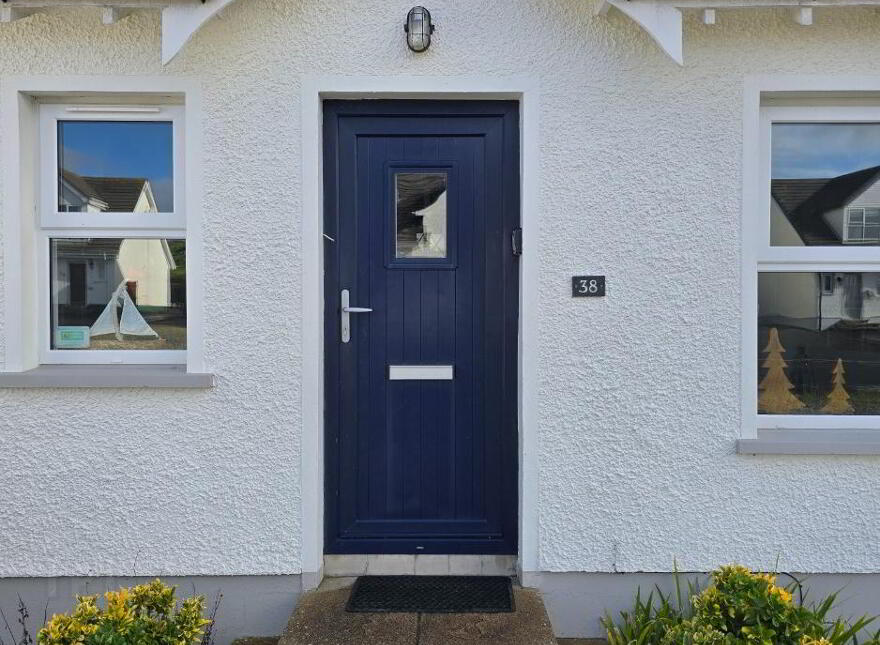 38 Benbane Park, Portballintrae, Bushmills, BT57 8BP