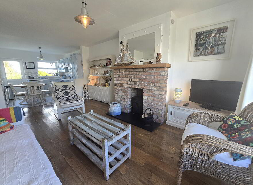 38 Benbane Park, Portballintrae, Bushmills, BT57 8BP