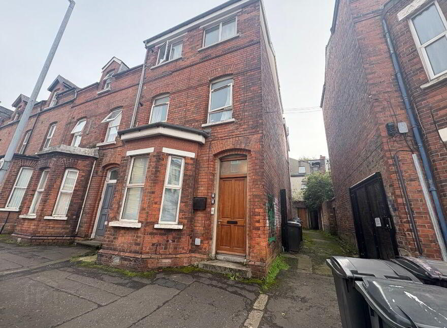 Apt 1, 104 Wellesley Avenue, Belfast, BT9 6DH