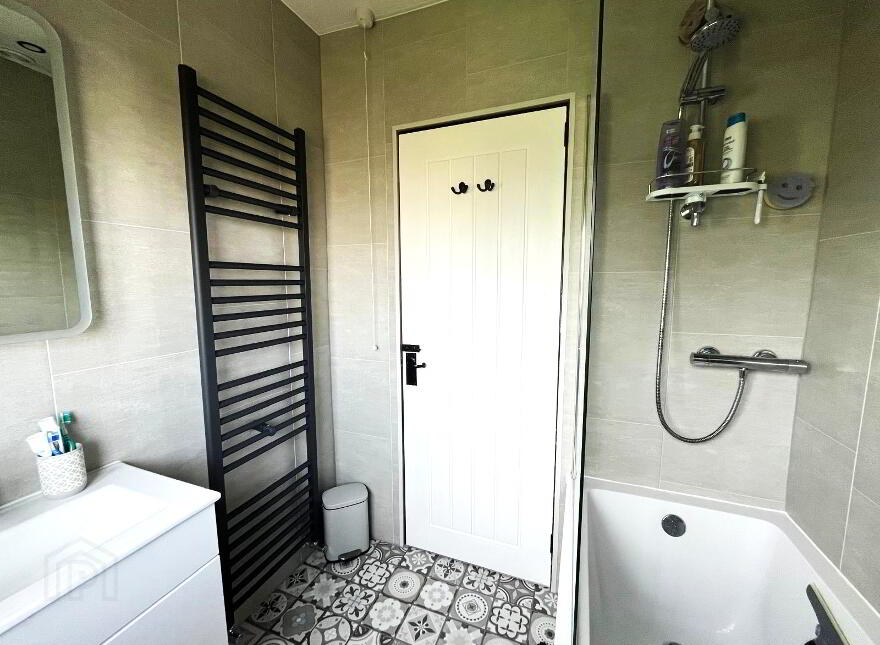 97 Islandmagee Road, Carrickfergus, BT38 7JZ