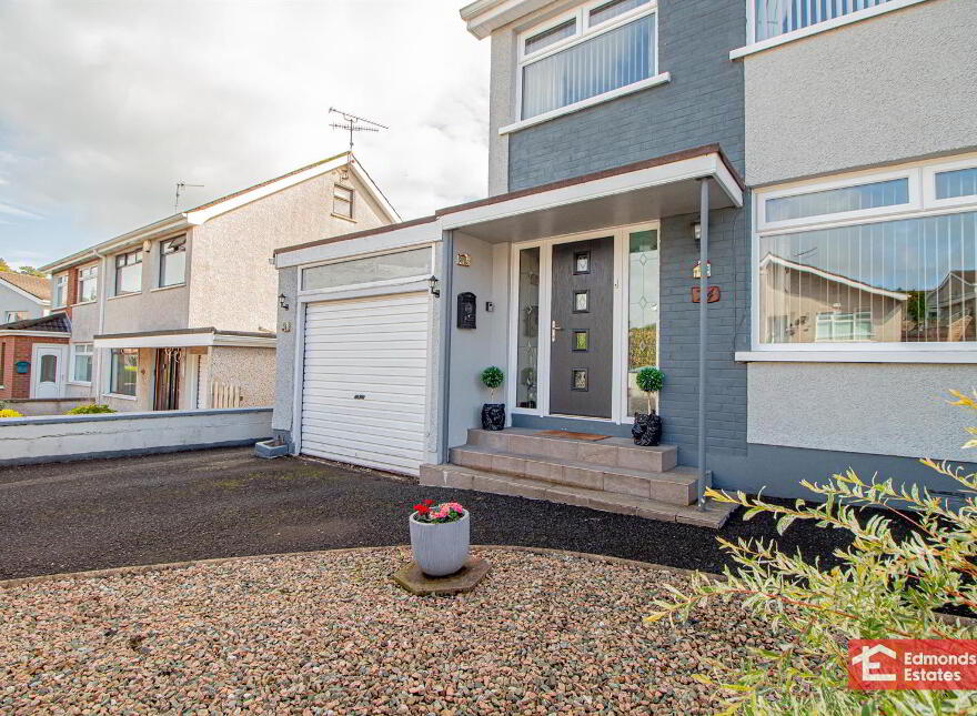 74 Grangegorm Drive, Ballymena, BT42 2EF