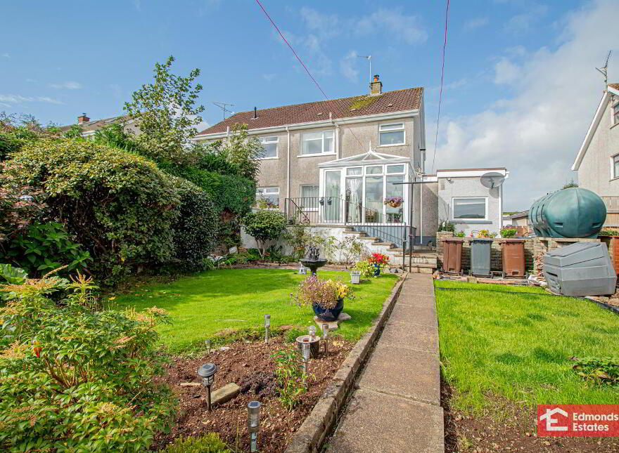 74 Grangegorm Drive, Ballymena, BT42 2EF