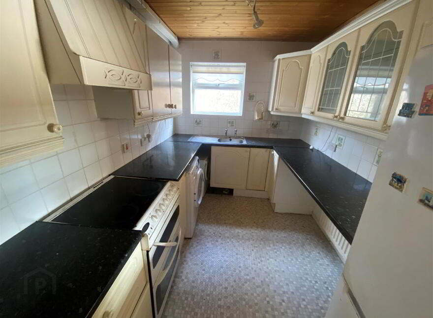 25 Skipperstone Road, Bangor, BT20 4ES
