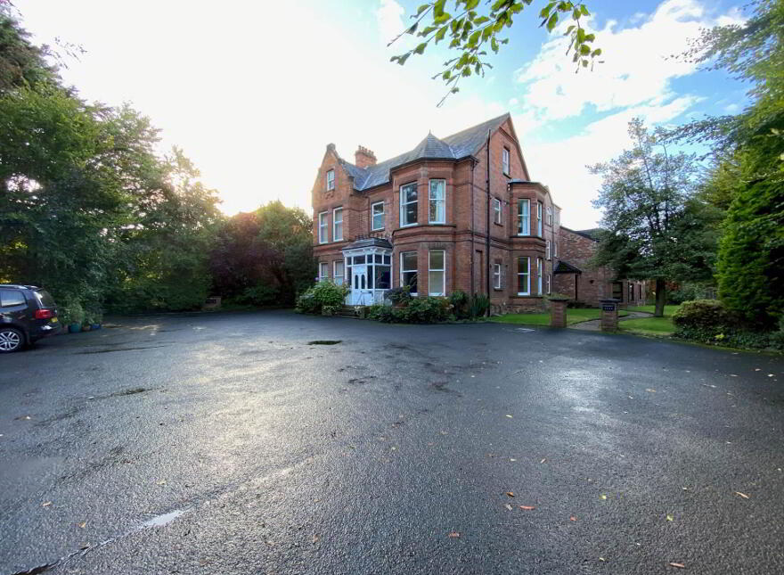 Huntingdale House, Apt Annadale Avenue, Belfast, BT7 3JH photo
