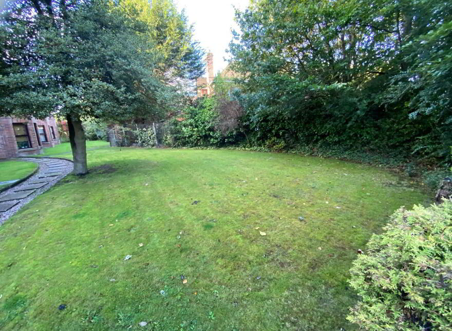 Huntingdale House, Apt Annadale Avenue, Belfast, BT7 3JH