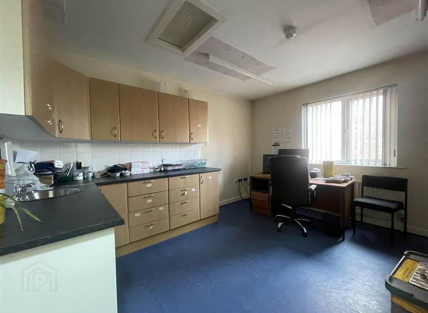 475 Falls Road, Belfast, BT12 6DD