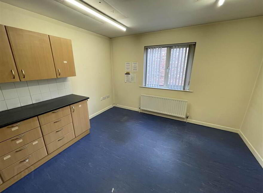 475 Falls Road, Belfast, BT12 6DD