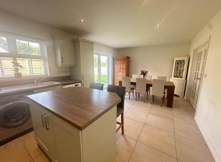 10 Riverside Mews, Larne, BT40 3JP