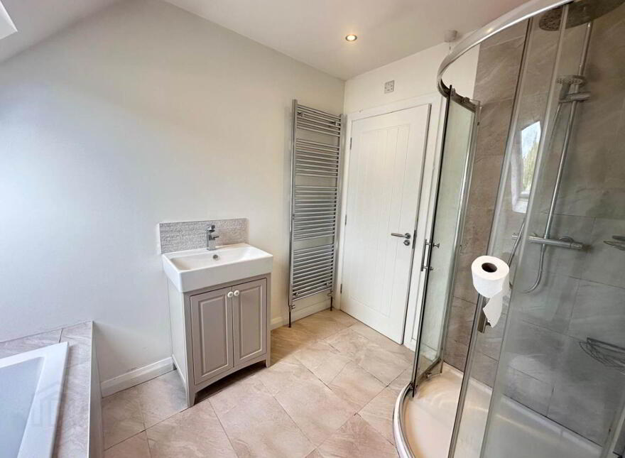 10 Riverside Mews, Larne, BT40 3JP
