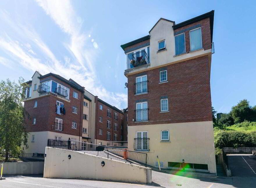 13 Stonebridge Court, Cavan Town, H12X062 photo