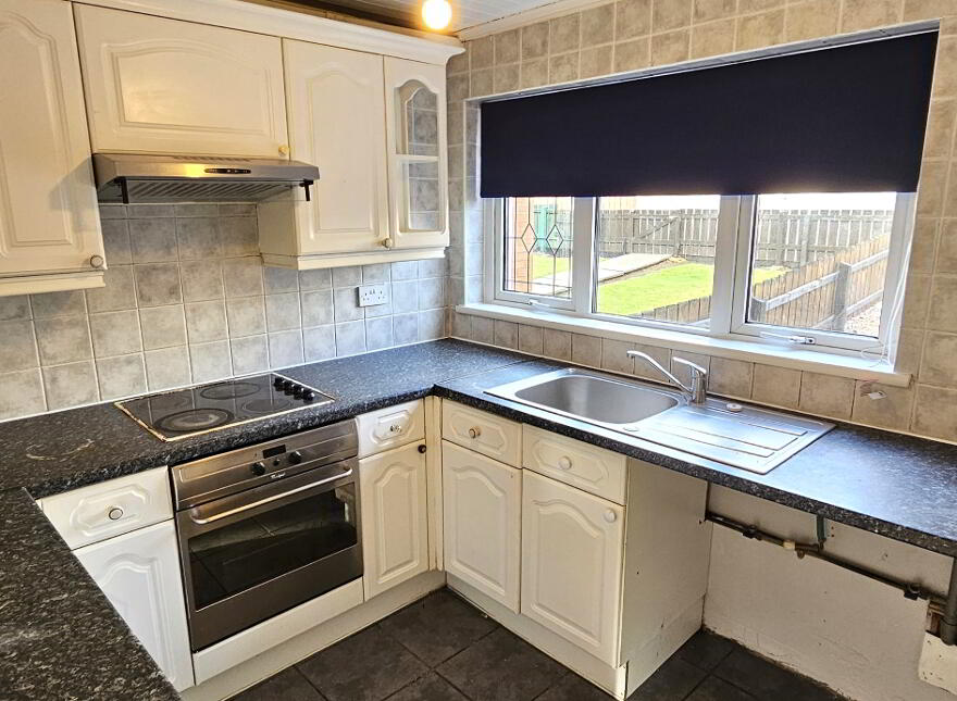 37 Caulside Park, Antrim, BT41 2DR