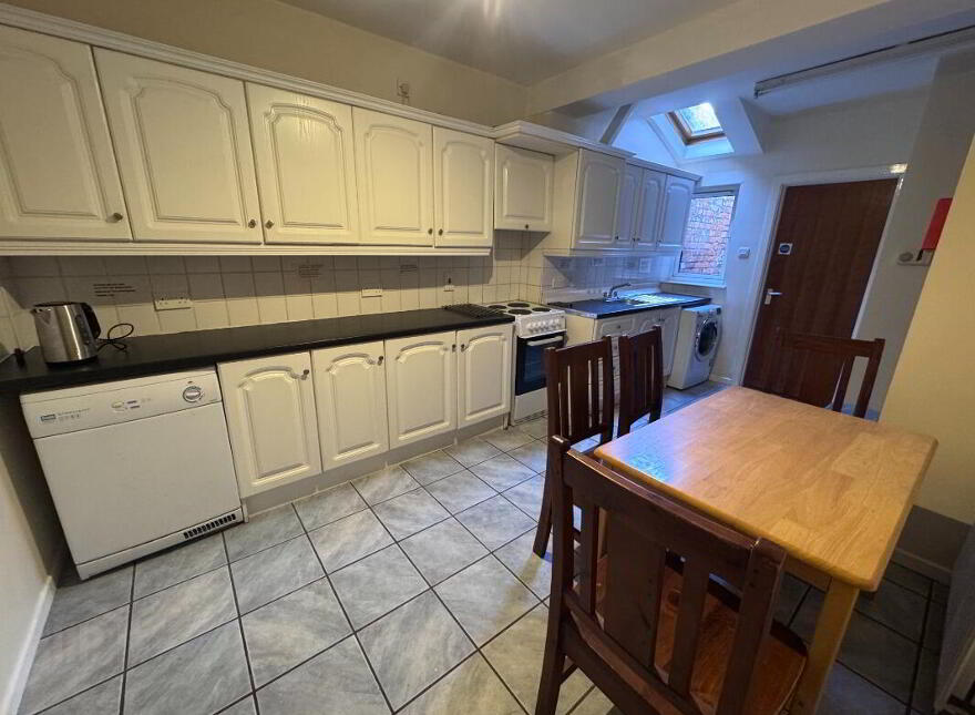 93 Donnybrook Street, Belfast, BT9 7DE