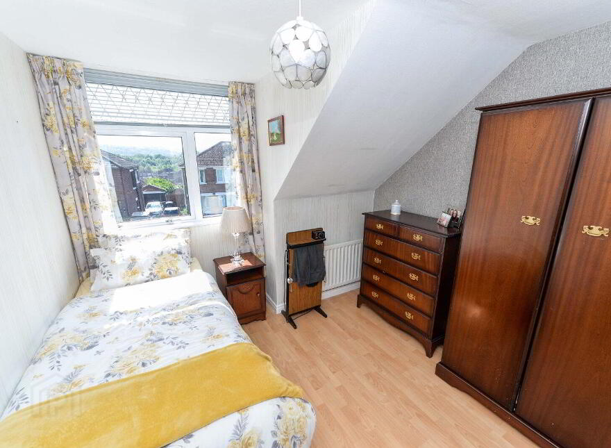 94 Orangefield Road, Belfast, BT5 6DD