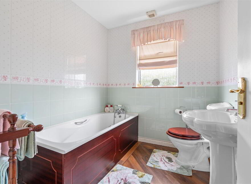 24 Ingledene, Templepatrick, Ballyclare, BT39 0JN