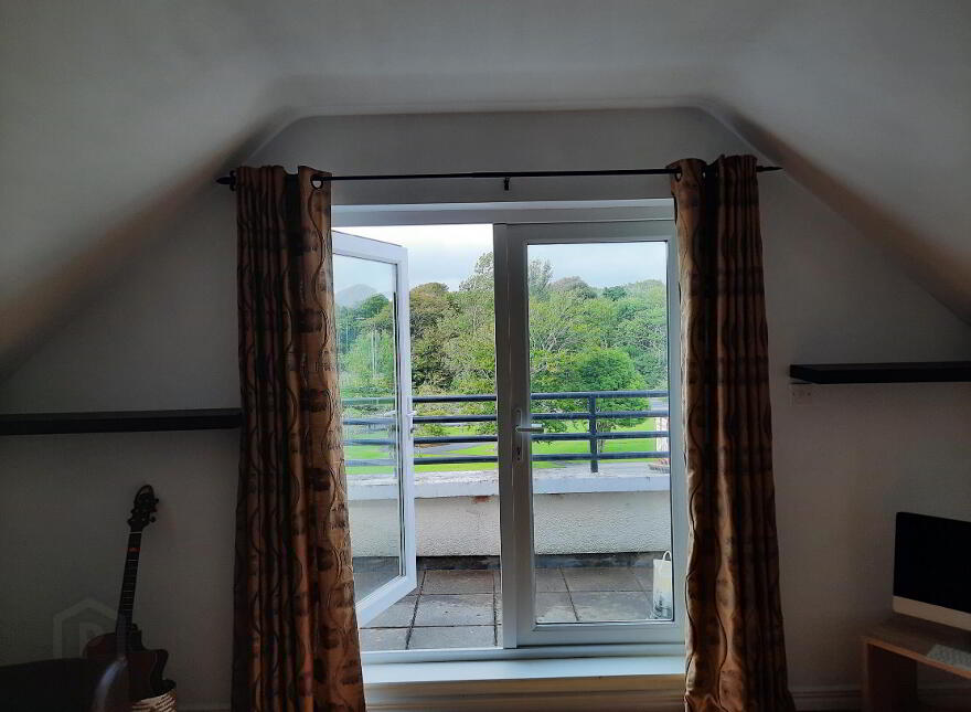 155 Lios An Uisce, Merlin Park, 155 Lios An, Uisce