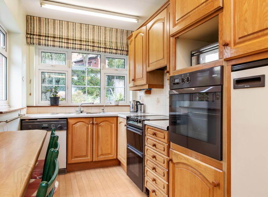 17 Whitethorn Road, Clonskeagh, Dublin, D14Y2H3