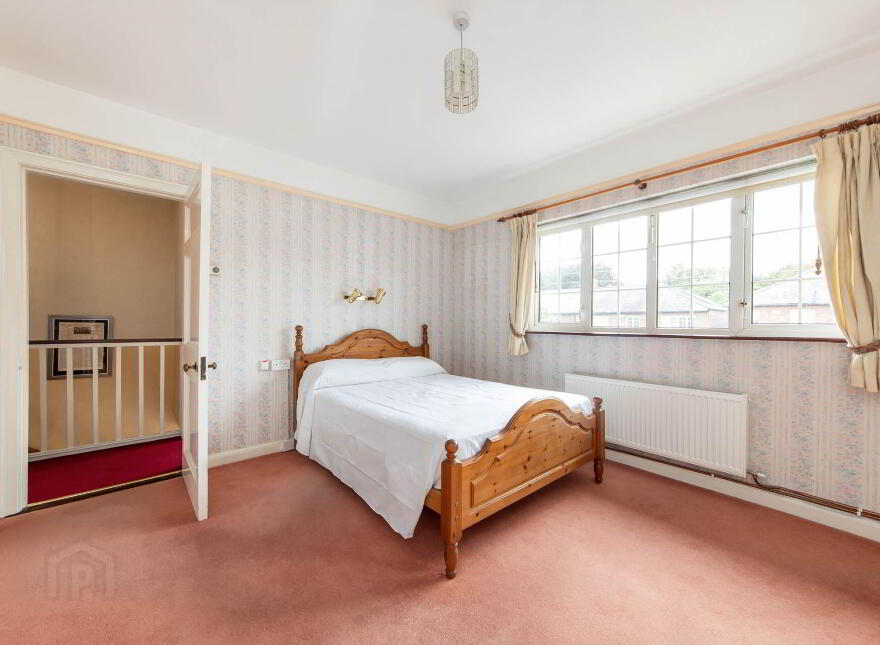 17 Whitethorn Road, Clonskeagh, Dublin, D14Y2H3