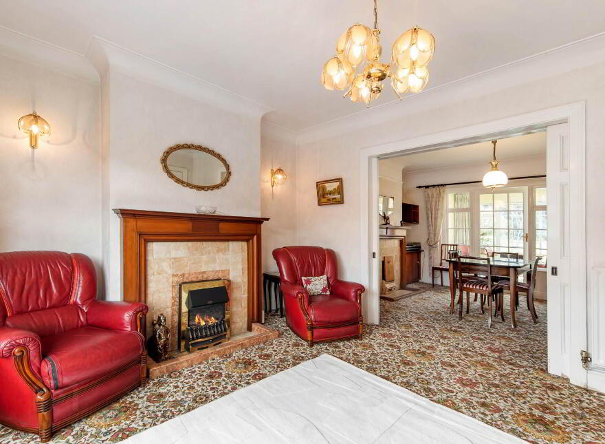 17 Whitethorn Road, Clonskeagh, Dublin, D14Y2H3