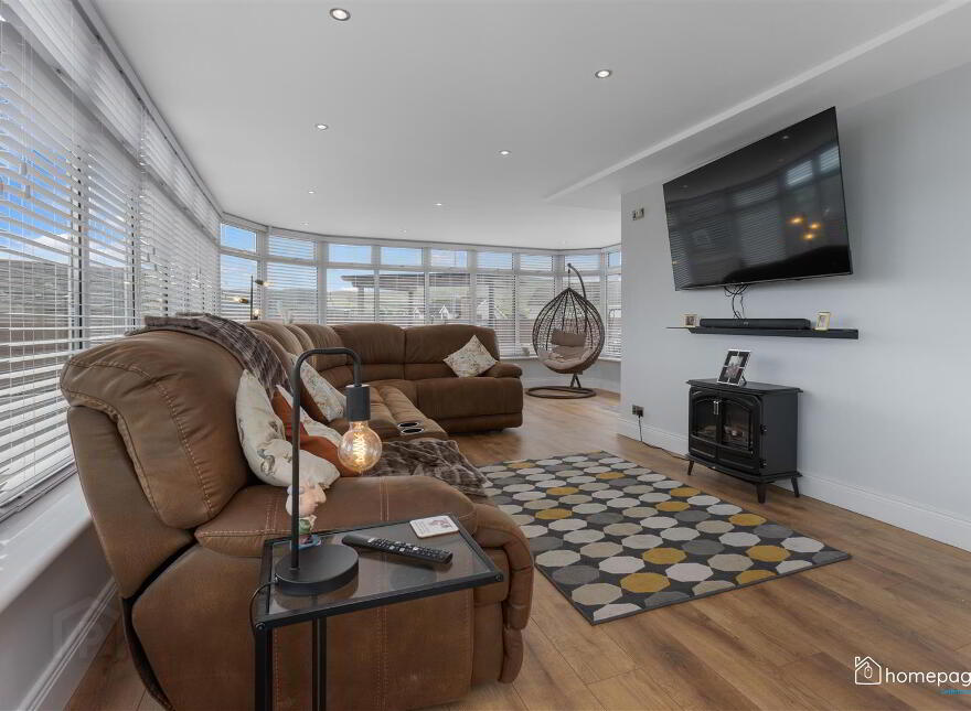 17 Whitepark Drive, Ballycastle, BT54 6WG