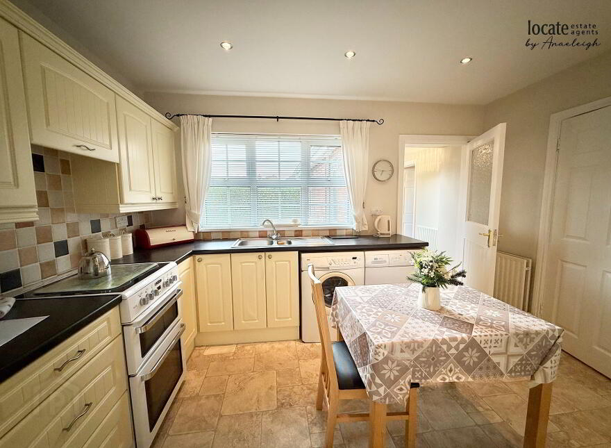 1 Canterbury Park, Waterside, Derry, BT47 6BX