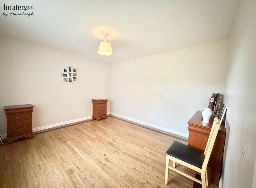 1 Canterbury Park, Waterside, Derry, BT47 6BX