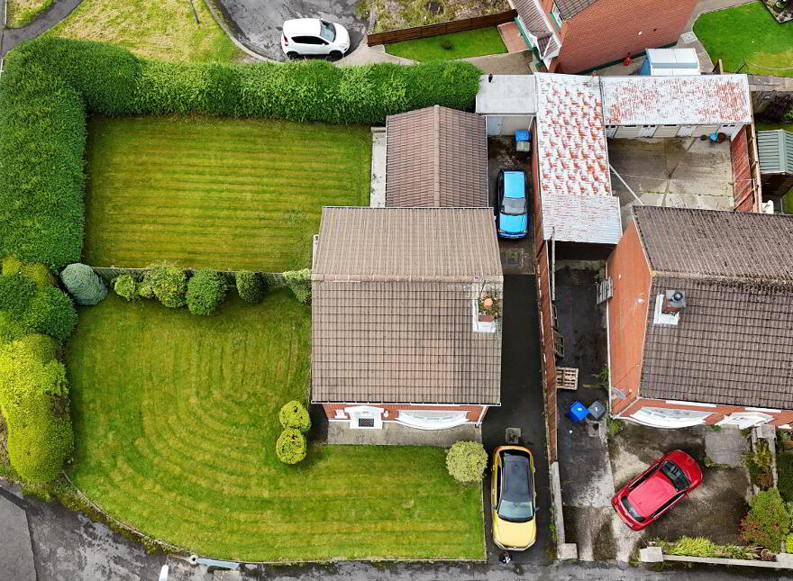 1 Canterbury Park, Waterside, Derry, BT47 6BX