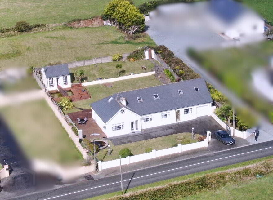 Templetown, Fethard On Sea, Y34KF58 photo