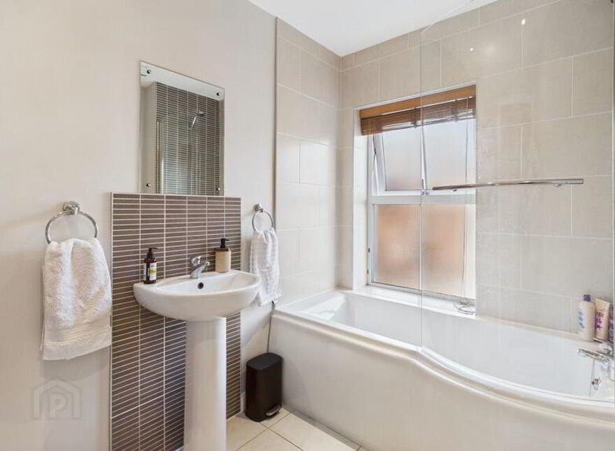 9 Lesley Plateau, 29 Bingham Street, Bangor, BT20 5FG