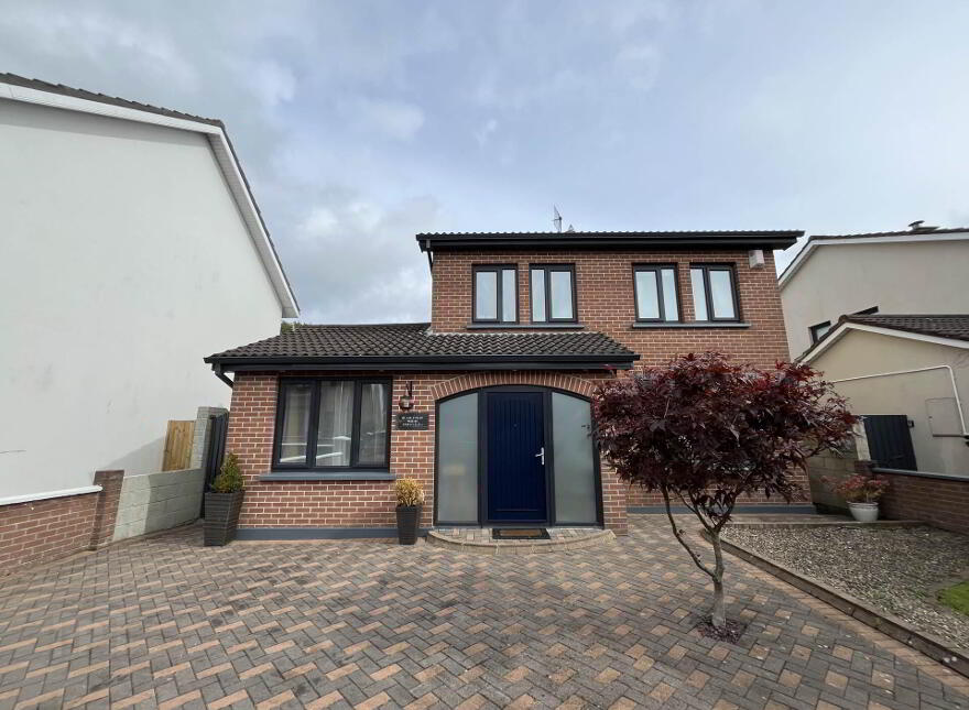 8 Fortfield, Raheen