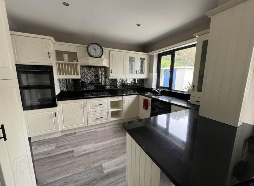 8 Fortfield, Raheen