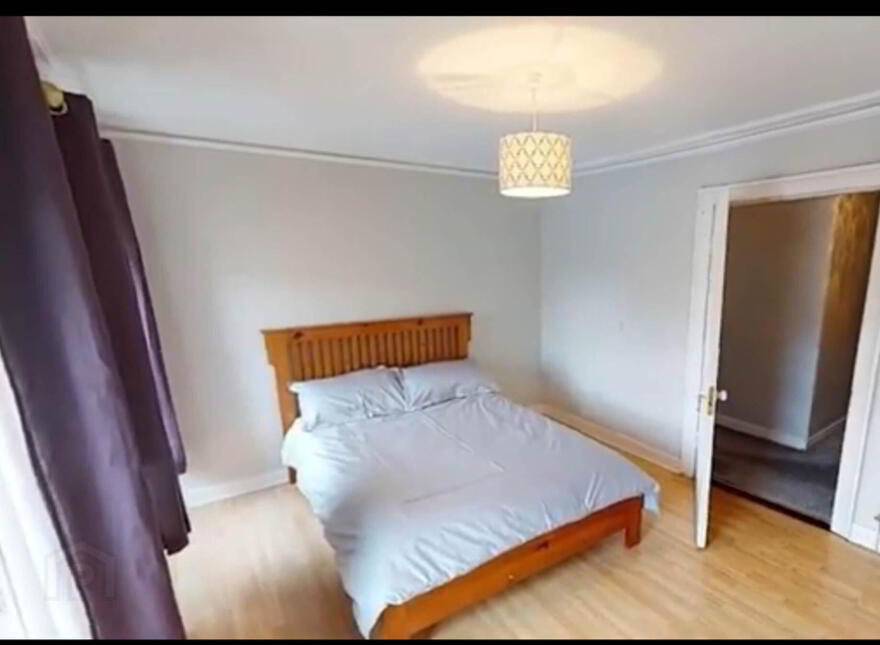 Sarsfield Street, Kilmallock, V35NT35