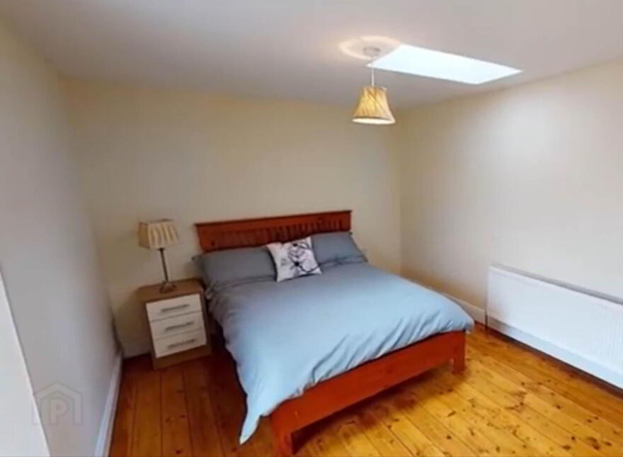 Sarsfield Street, Kilmallock, V35NT35
